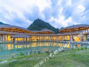 瑶池小七孔民宿