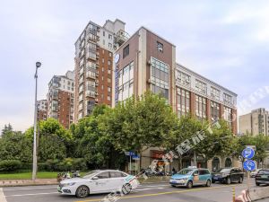 hotel(shanghai longwu road branch 商务出行 上海 徐汇区 罗秀路1