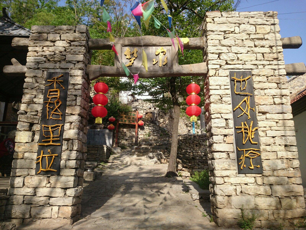淄博最值得去的九个古村落，远离喧嚣，体验最初的慢生活。_石头