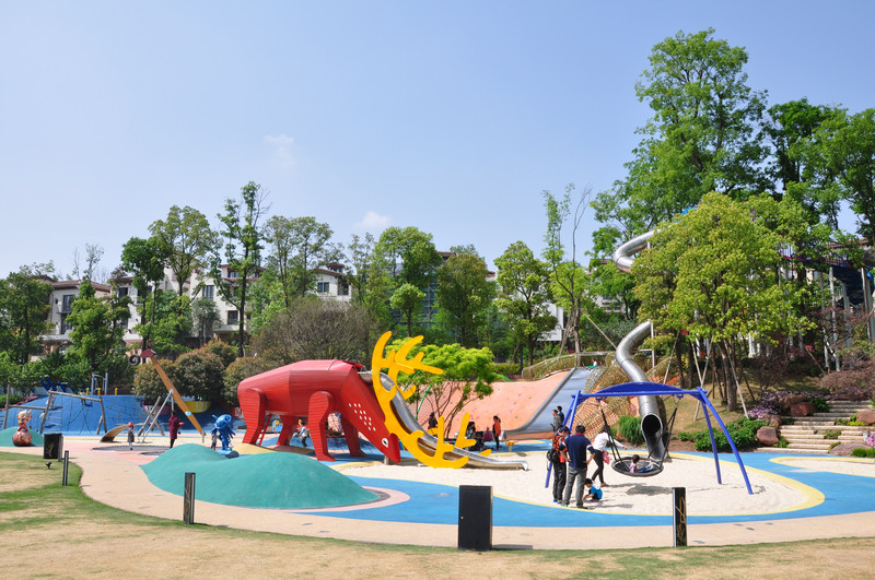 麓湖生态城红石公园