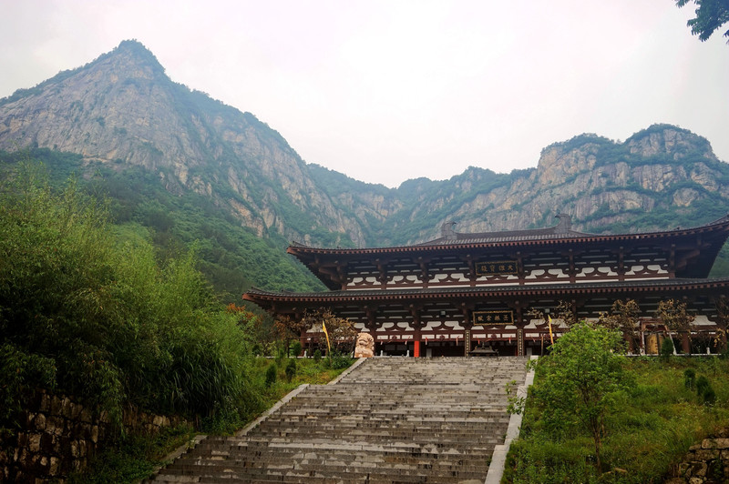 劫后余生的古迹----无相寺(二祖寺)牌坊 重修的二祖寺上院大雄宝殿