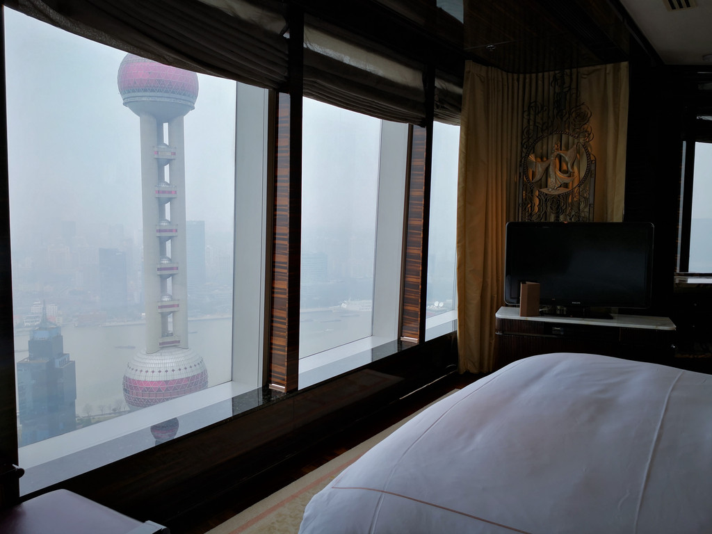 魔都打卡:于上海观景最好的酒店看东方明珠