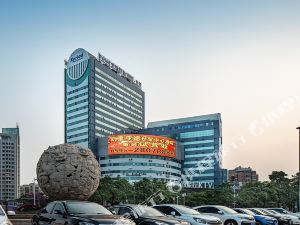 凯里亚德酒店(泉州世贸中心店)信息,酒店地址:丰泽街中段煌星大厦