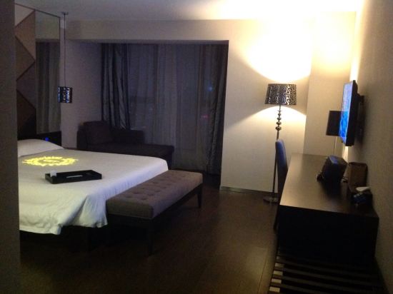 桔子酒店·精选(西安高新路店)预订价格,联系电