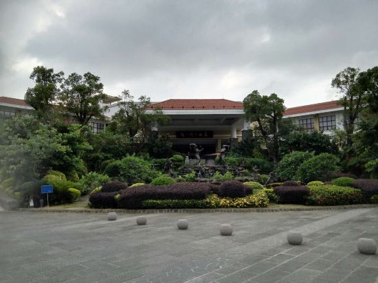 雷州樟树湾大酒店预订价格,联系电话\位置地址【携程