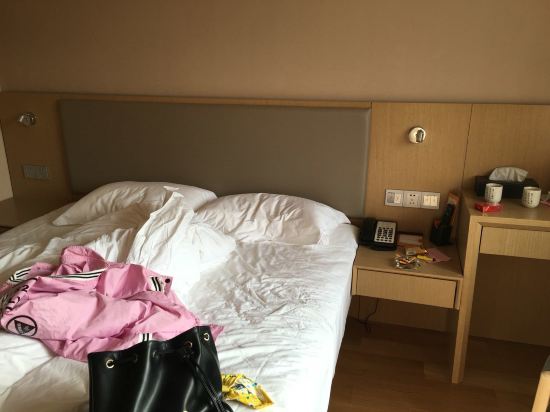 横店铂逸梦秦酒店预订价格,联系电话\位置地址