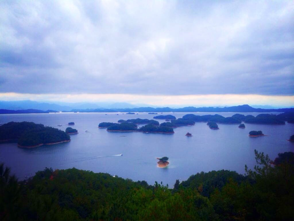 千岛湖梅峰岛                              