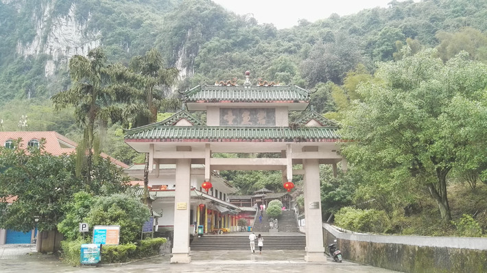 广西象州温泉,金秀莲花山,贺州姑婆山,黄姚古镇,梧州骑楼自驾游