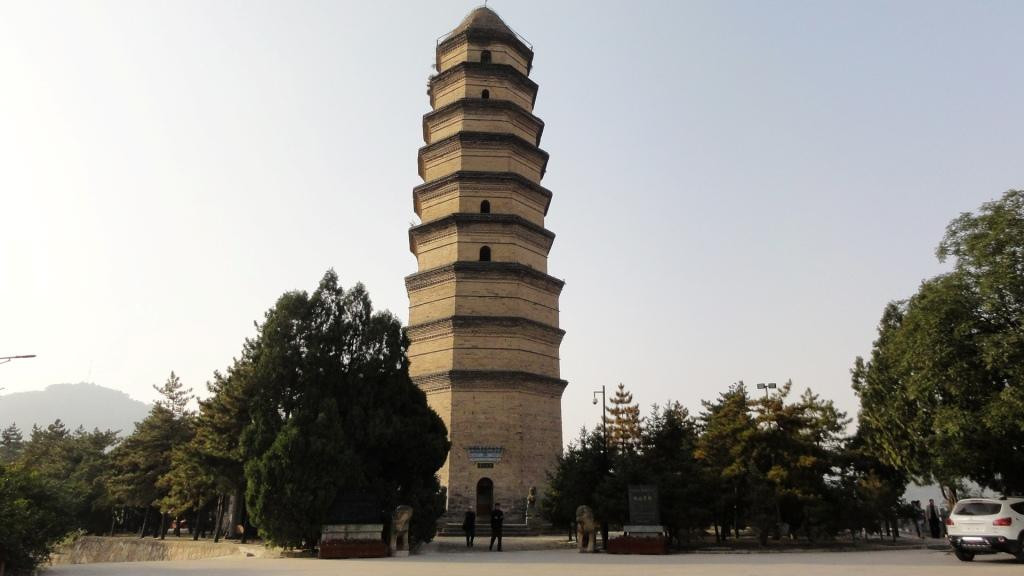 首页 旅游指南 景点介绍 正文 芦仙湖风景区位于平果县城