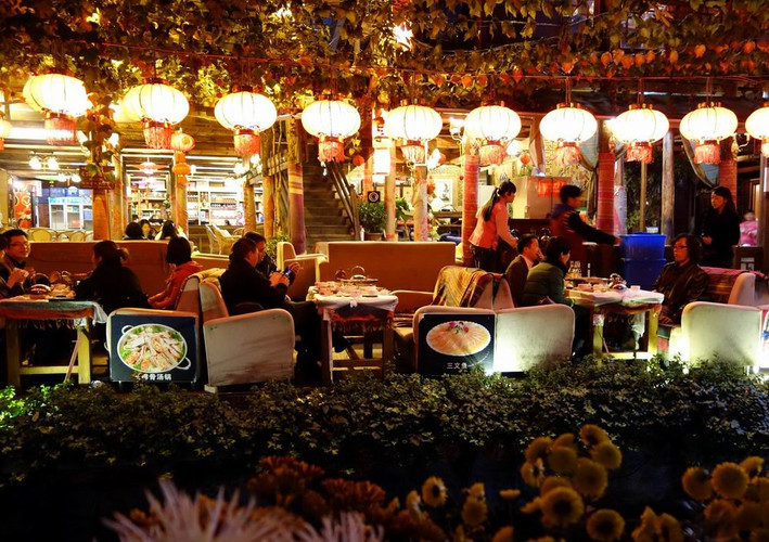 丽江古城酒吧一条街图片