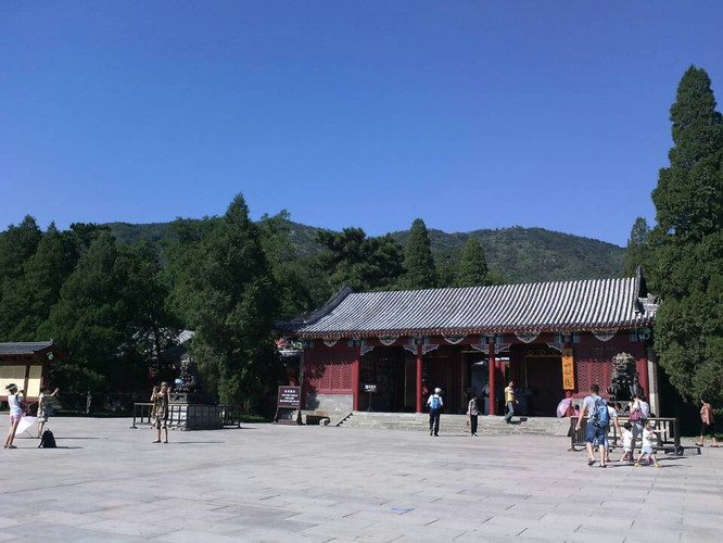                    这是香山公园