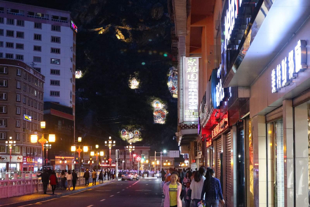 喧闹的街道,喧闹的街,喧闹的城市(第11页)_大山谷图库