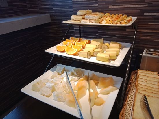 潮漫酒店(广元万达广场店)