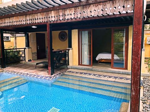 丰顺广东鹿湖温泉假日酒店