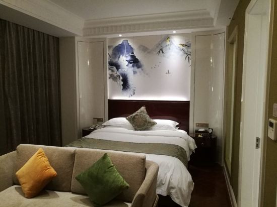 格林东方酒店(滨海欧堡利亚城市广场店)