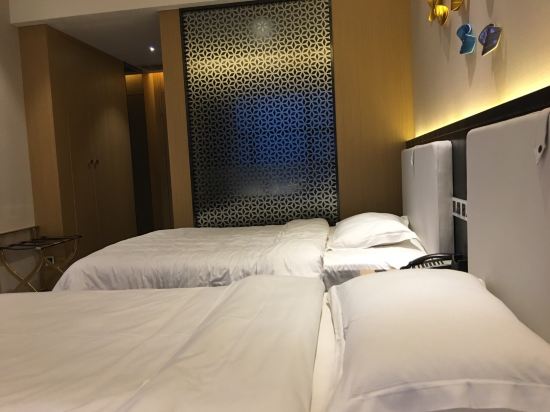 福泉首座万悦酒店