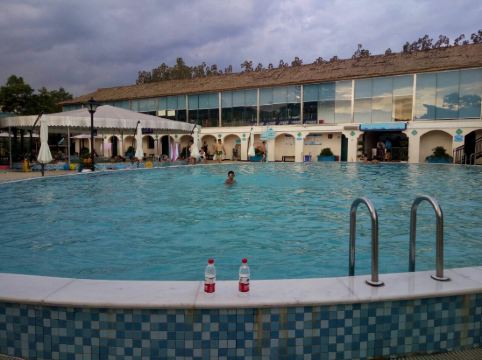 凉山西昌川兴温泉酒店