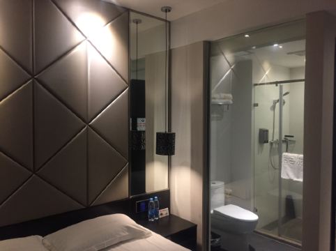 桔子酒店·精选(诸暨城东店)