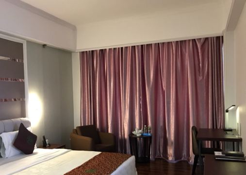 珠海聚龙酒店(会所)