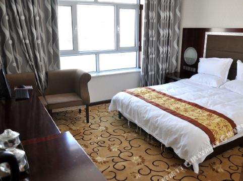 阿拉善右旗宏宇商务宾馆