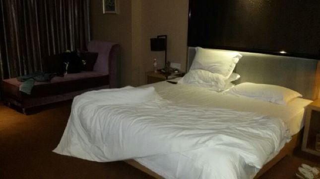 南宁麦尔顿酒店