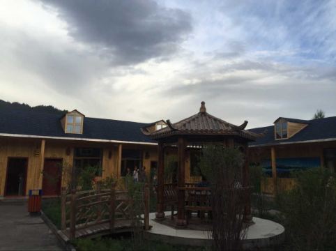 祁连山野牧歌度假村预订价格,联系电话位置地址【携程酒店】