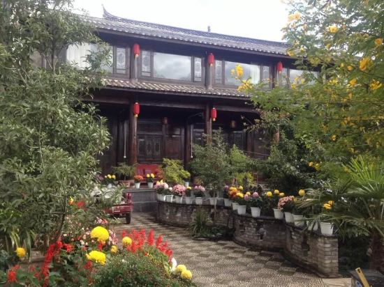 丽江束河木澜庭客栈