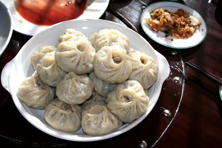 【携程美食林】海拉尔区布里亚特包子哪里吃,海拉尔区哪家布里亚特包子好吃,海拉尔区布里亚特包子餐馆推荐